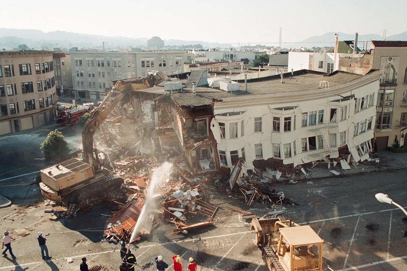Illustration for article titled Giant Shake Table Helps Design Quake-Proof California Homes